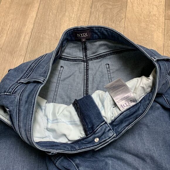 NYDJ Madison Ami Skinny Sure Stretch Lift Tuck Technology Distressed‎ Jeans - Picture 7 of 9